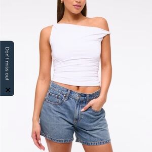 Abercrombie & Fitch Low Rise Baggy Shorts